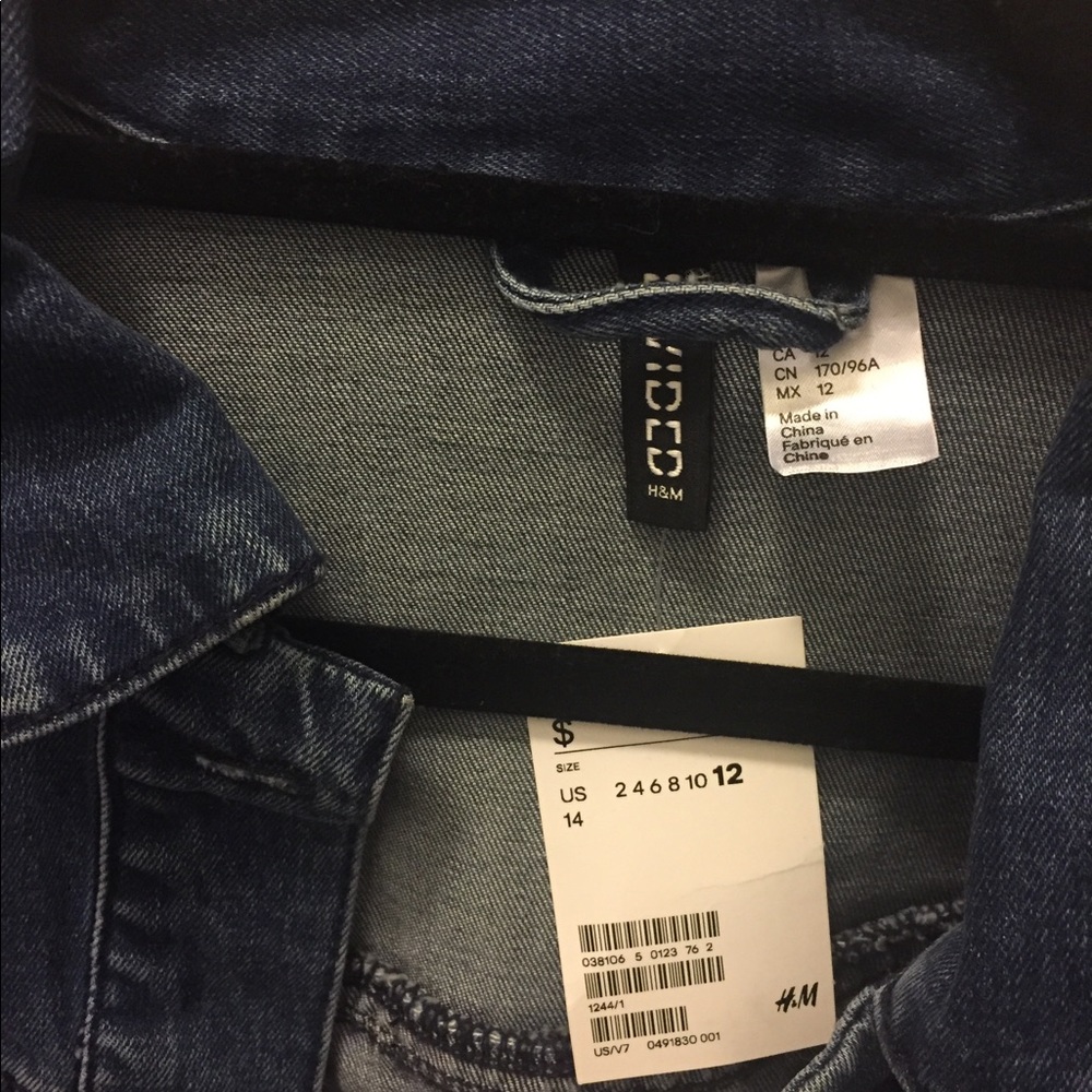 H&M Ruffles Denim Jacket - Picture 5 of 6